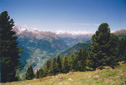 Blick in das obere Mölltal. Im Hintergrund die Glocknergruppe.